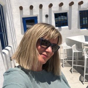 Meet your Posher, Ivana